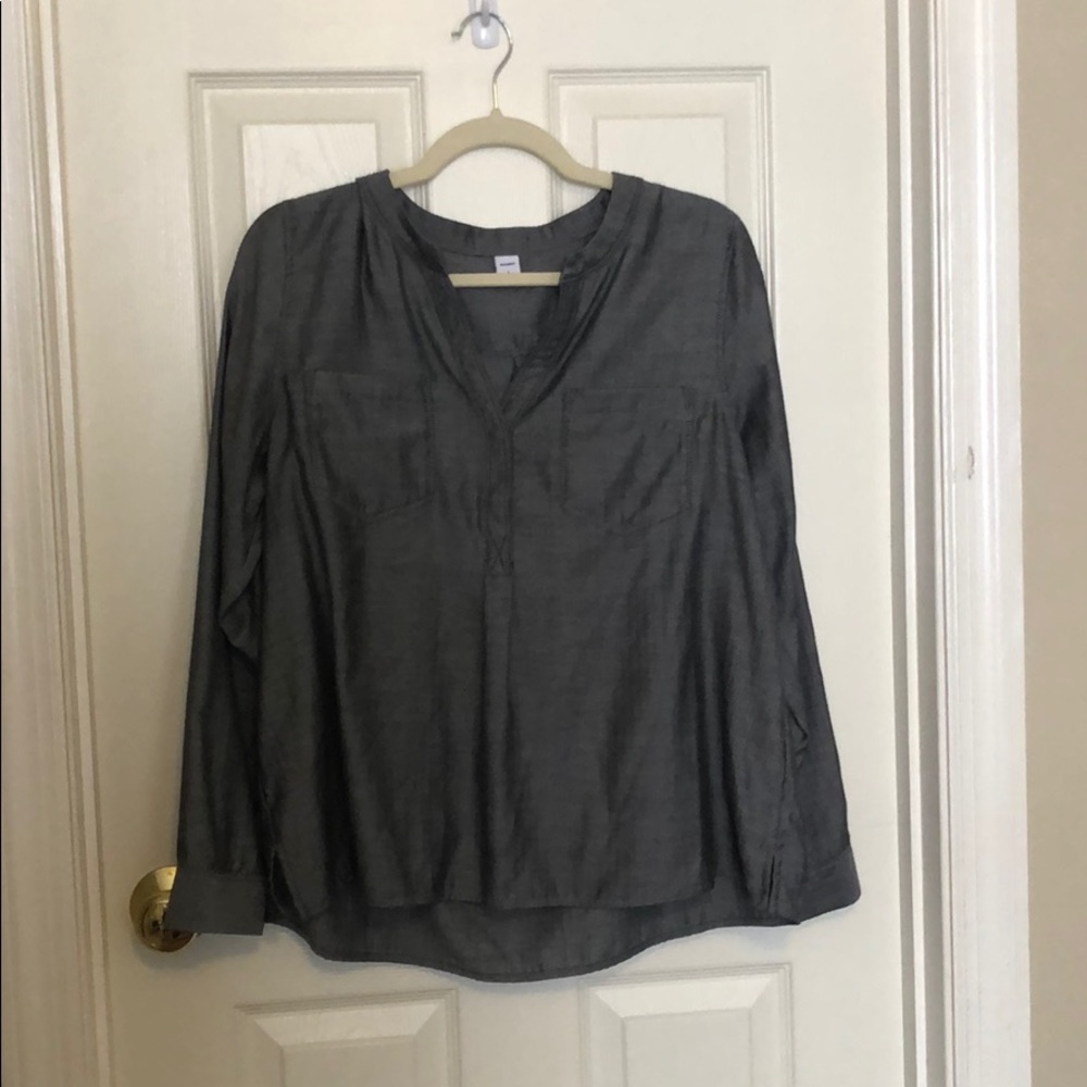 Old Navy viscose blend long sleeve blouse